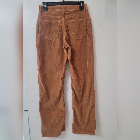 Hollister Women's Tan Corduroy High-Rise Dad  Pants - Picture 4 of 9